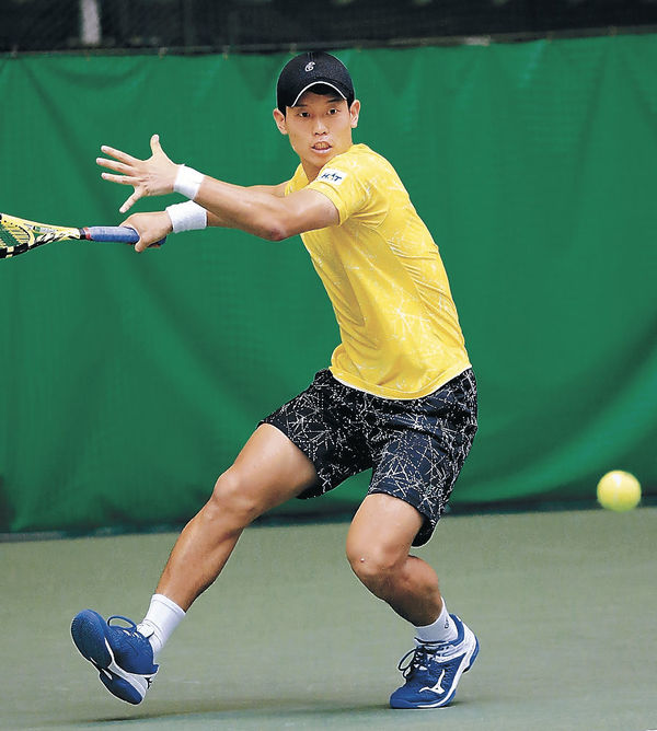県出身唯一のプロ テニス斉藤選手引退 飛躍目前 両手首を手術 苦楽９年 恵まれた人生 スポーツ 石川のニュース 北國新聞