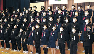 思い出胸に学びや巣立つ 石川県内公立小 晴れの卒業式 学校 教育 石川のニュース 北國新聞